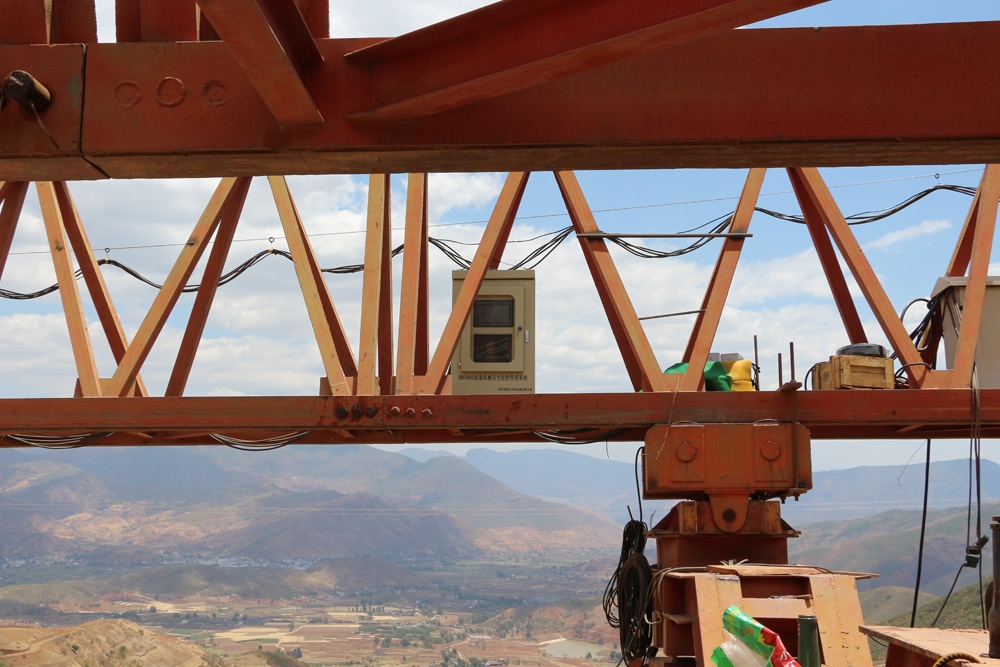 云南大理安照架橋機安全監(jiān)控管理系統(tǒng)現(xiàn)場圖六